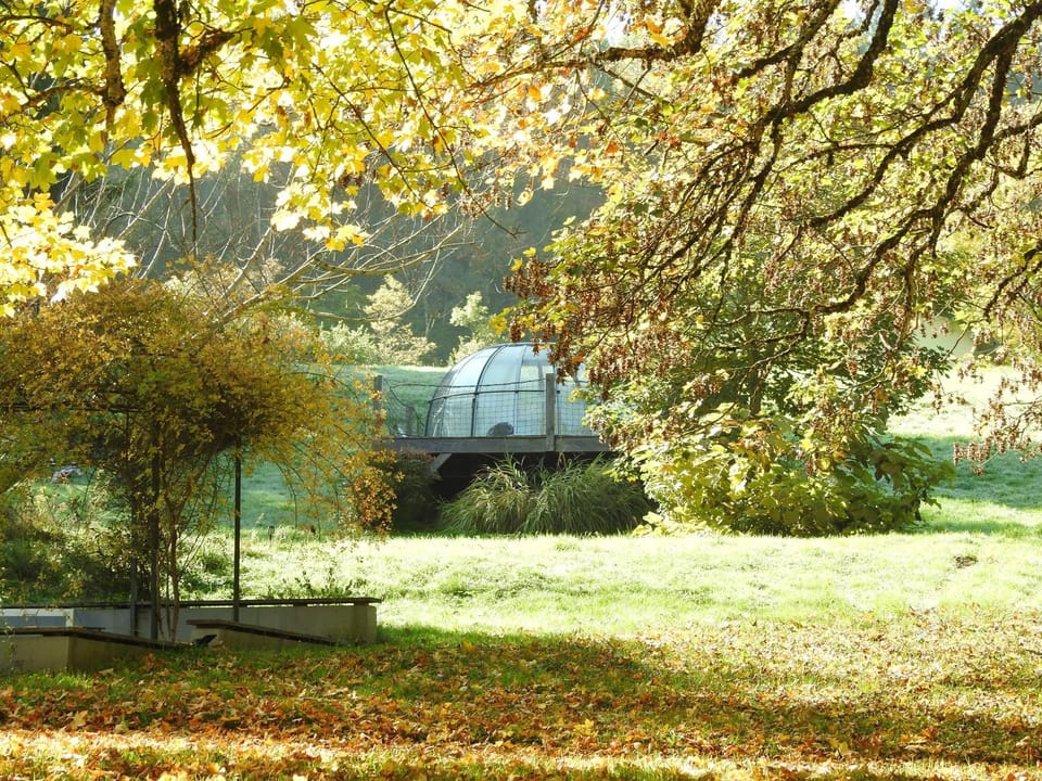 Monchateau étoilé, hébergement insolite avec Spa Bed and Breakfast in Auvergne-Rhône-Alpes