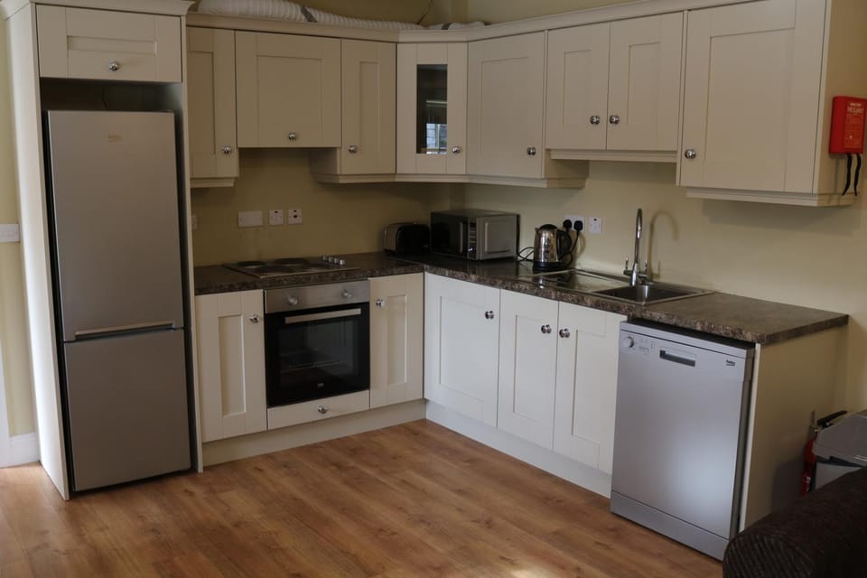 Coffee/tea facilities, Kitchen or kitchenette, dishwasher, minibar, pet friendly, toaster