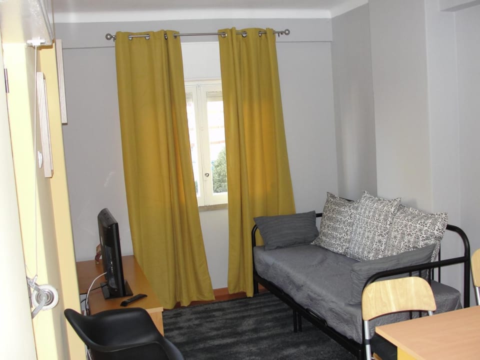 Comfort City Hub - Metro Lisbon Apartment in Lisbon District