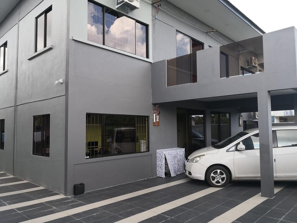 I Love U BnB 爱乐游民宿 步行5 分钟到码头 Vacation rental in Sabah