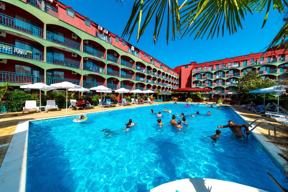 People, Pool view, Swimming pool, Swimming pool