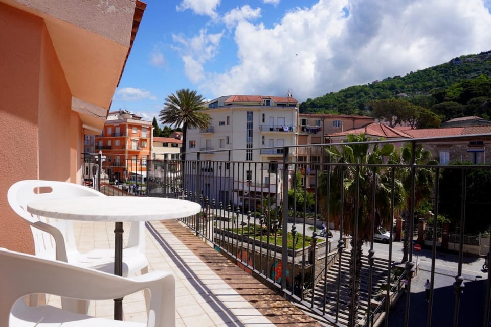 Property building, Patio, Day, Natural landscape, View (from property/room), Balcony/Terrace, Mountain view