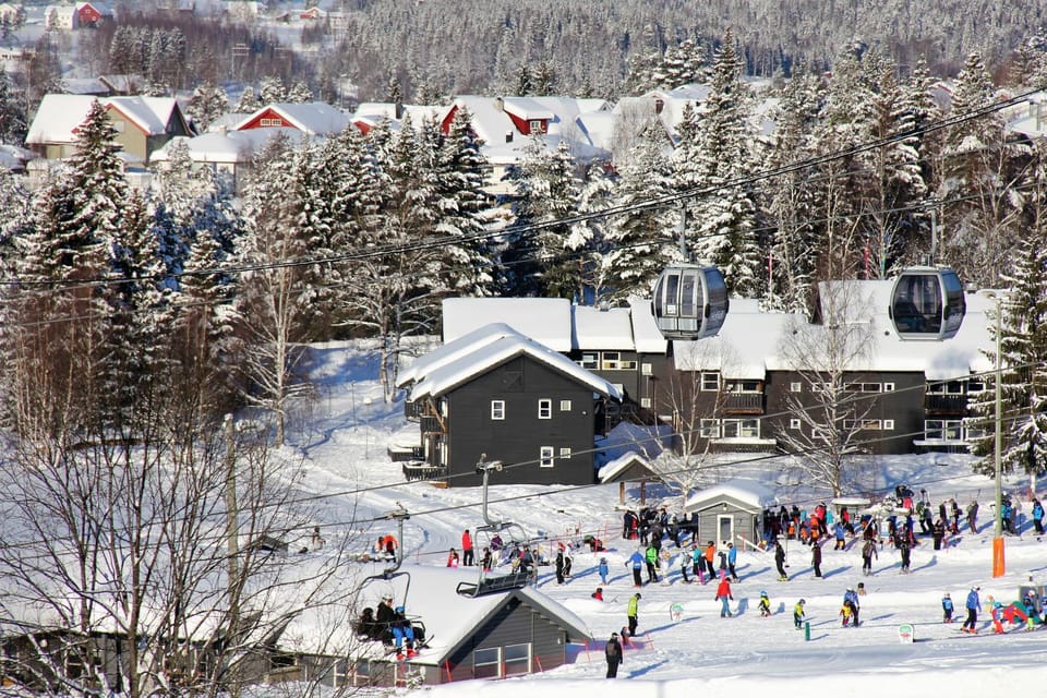 Winter, Skiing