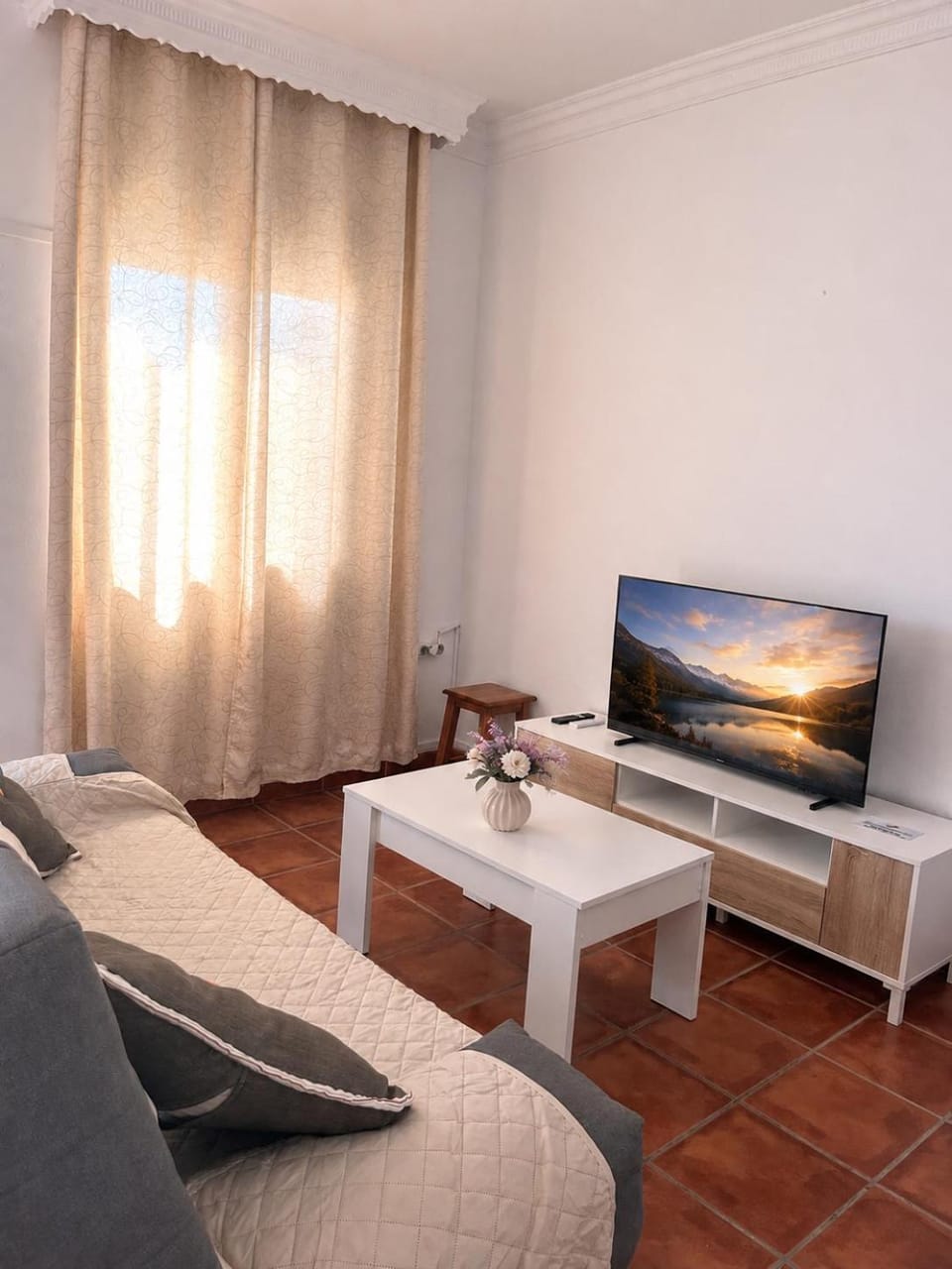 TV and multimedia, Living room, internet