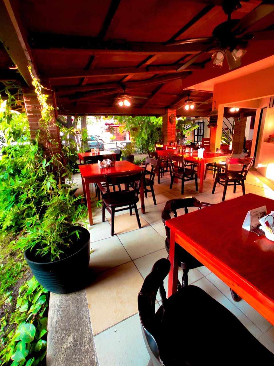 Restaurant/places to eat