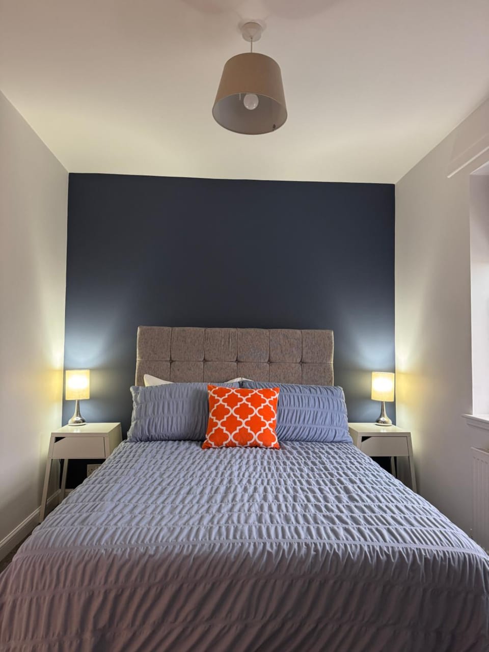 Renfrew Home from Home Apartment in Paisley