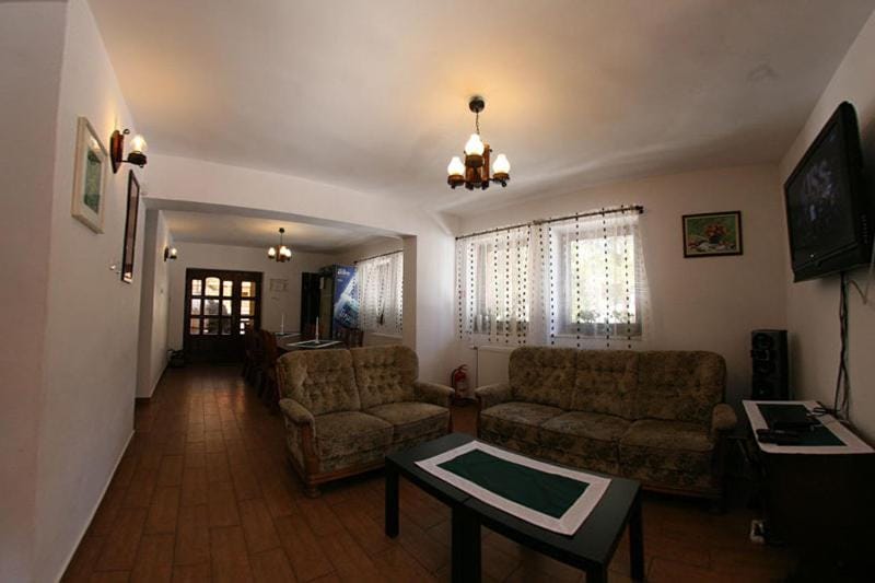 Decorative detail, Seating area