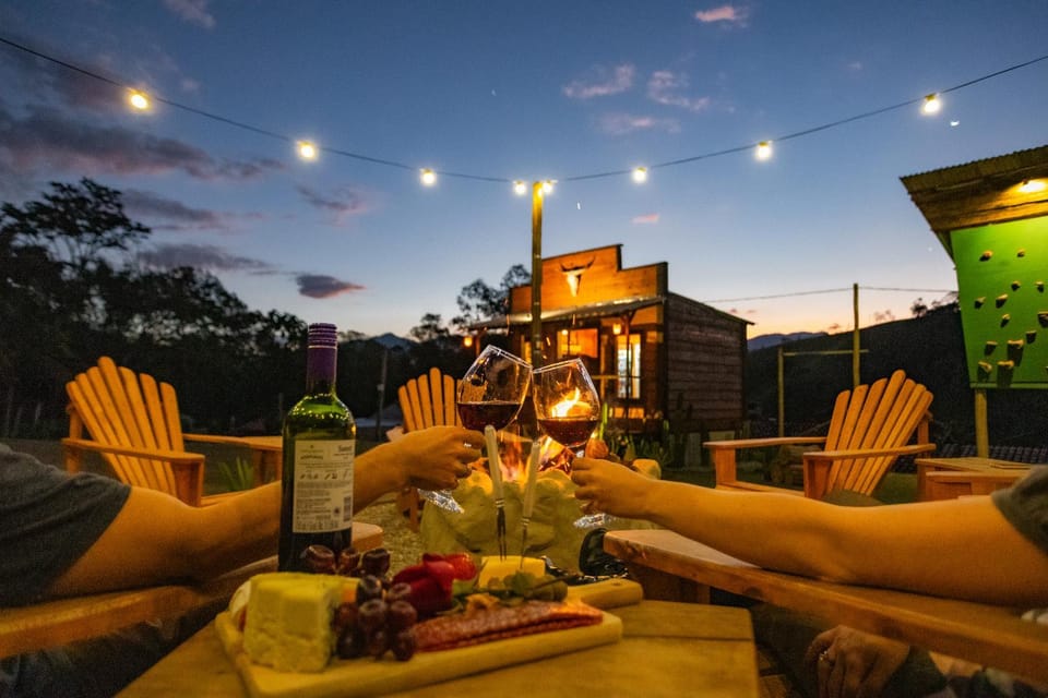 Night, Garden, Lounge or bar, Spa and wellness centre/facilities, Seating area, Evening entertainment, Garden view, Entertainment, Drinks, Alcoholic drinks, fireplace