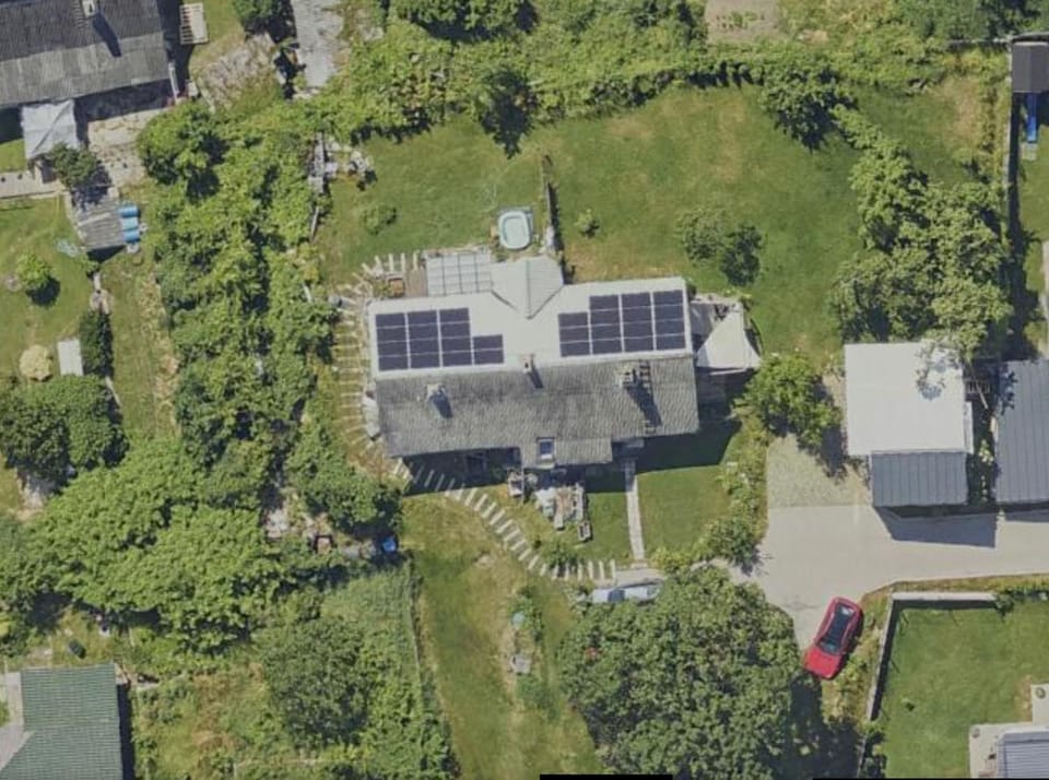 Property building, Neighbourhood, Natural landscape, Bird's eye view, Parking