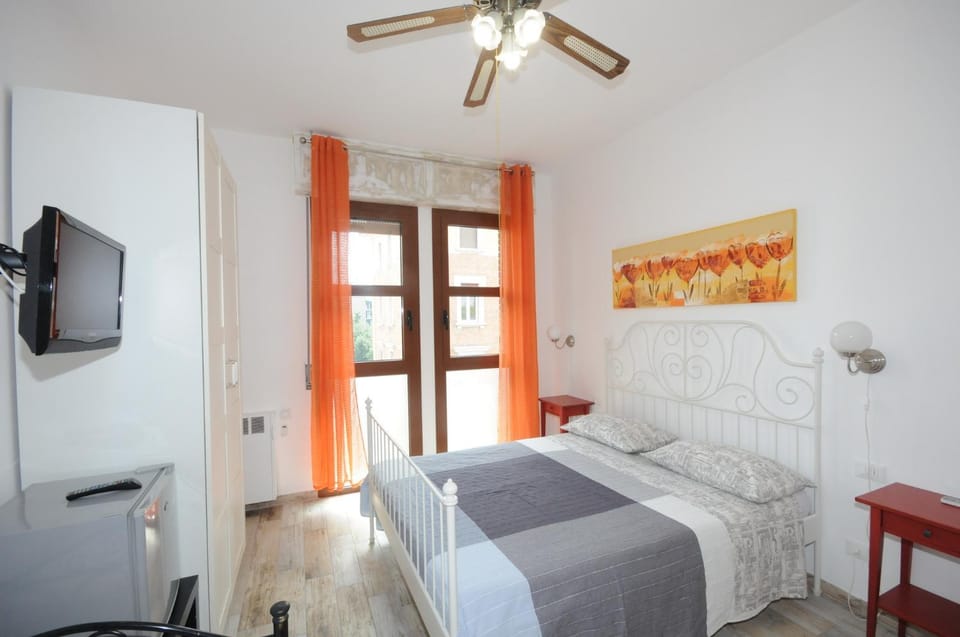 Cortesia 4 Bed and Breakfast in Bologna