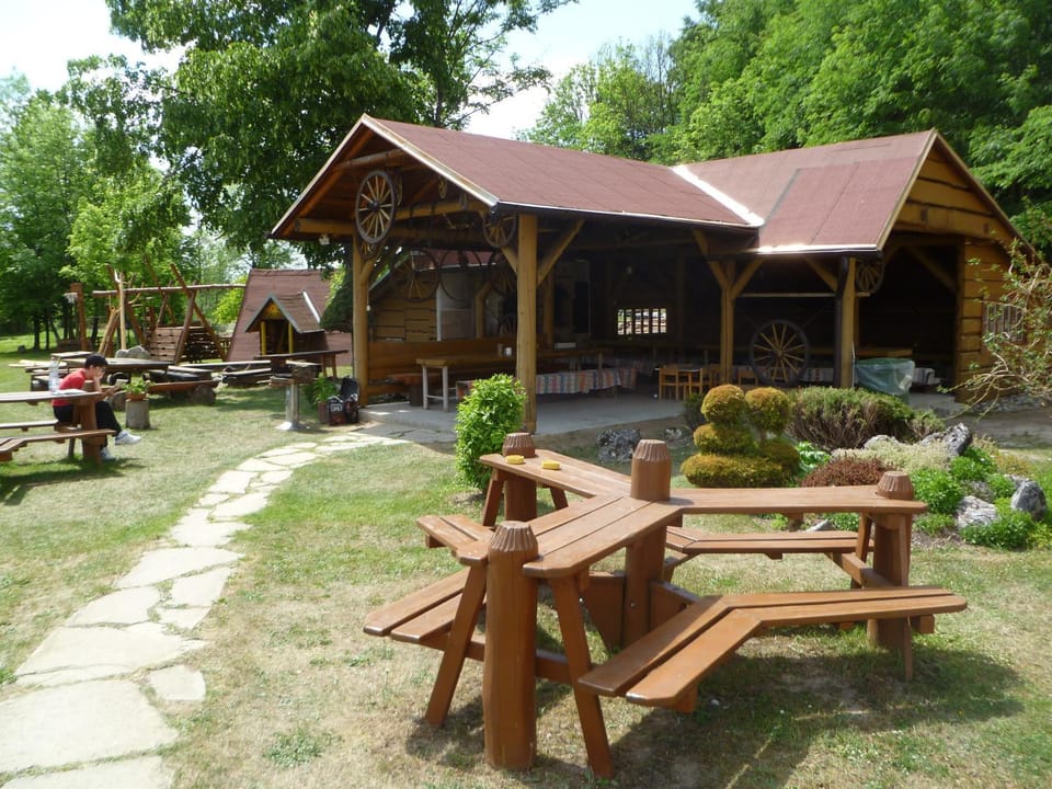 Day, Garden