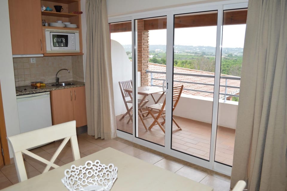 Balcony/Terrace, Kitchen or kitchenette, Living room