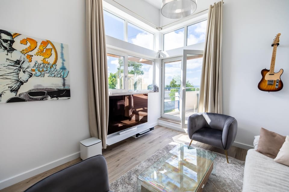 L' Évéa Rooftop Apartment in Finistere