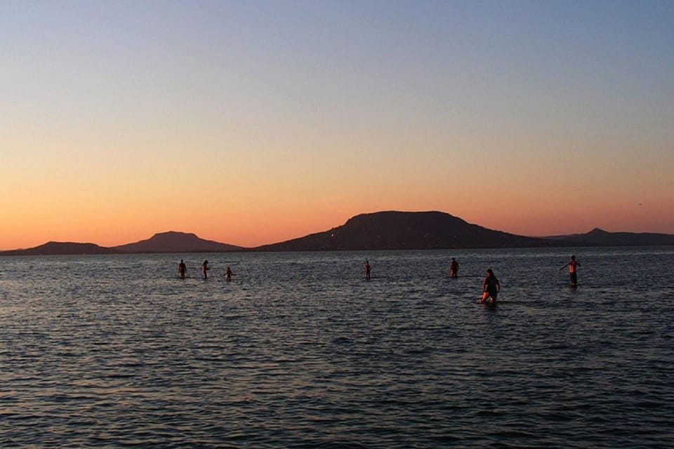 Nearby landmark, Summer, Beach