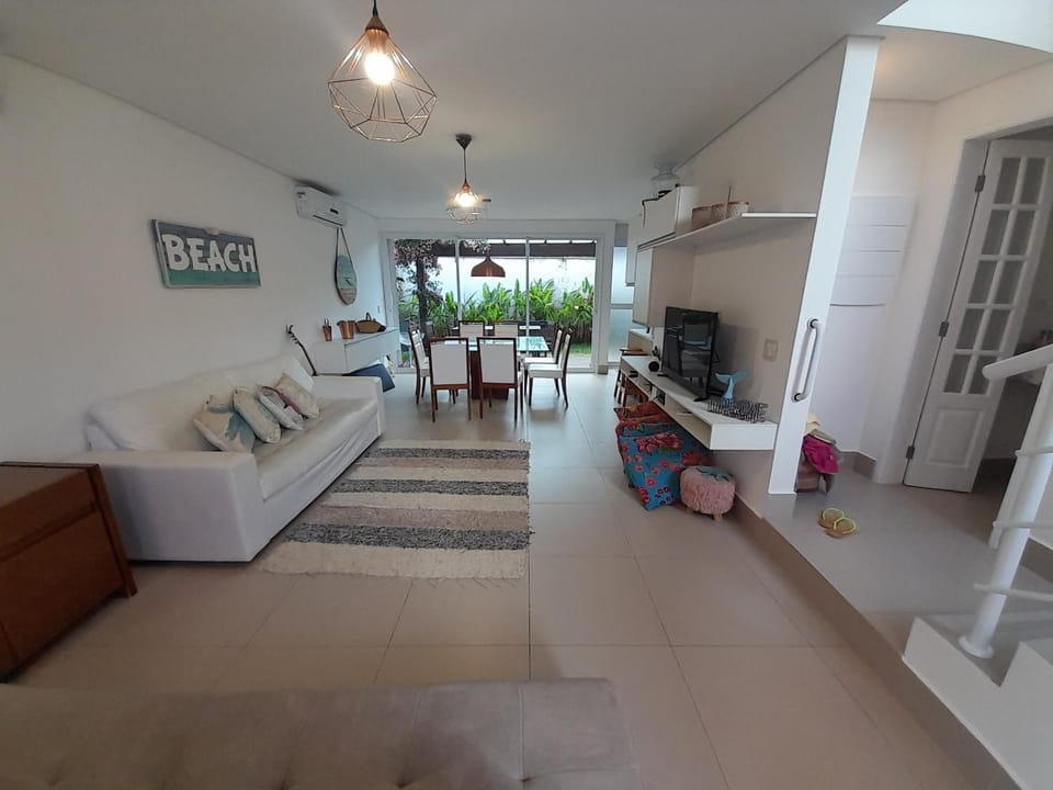 Pé na areia em Boiçucanga condominio Aquamarine - perto de Maresias e Camburi Villa in São Sebastião