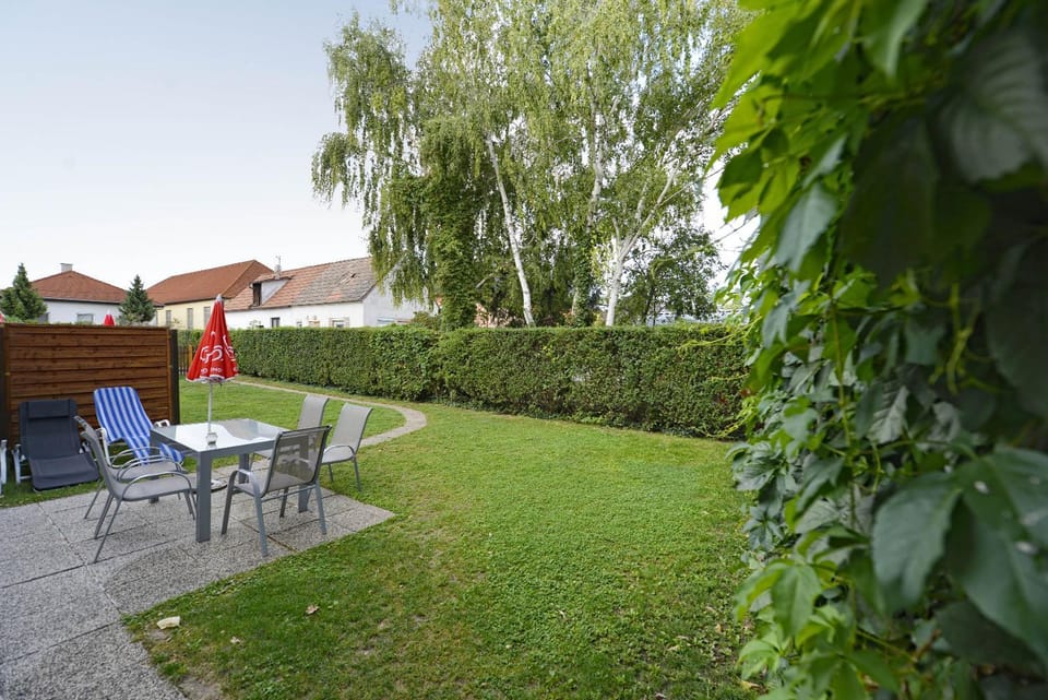 Garden, Garden, Balcony/Terrace, Balcony/Terrace