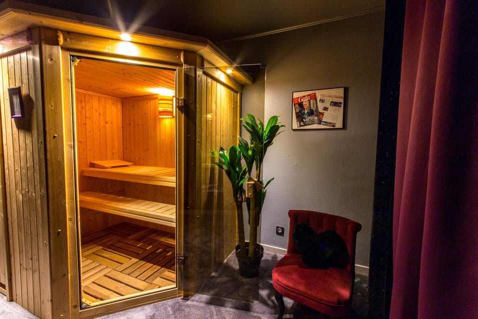 Sauna, Spa and wellness centre/facilities