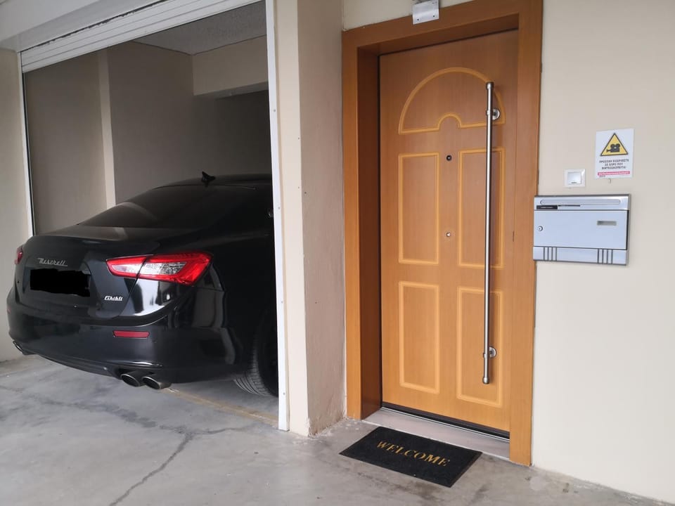 Facade/entrance, Parking