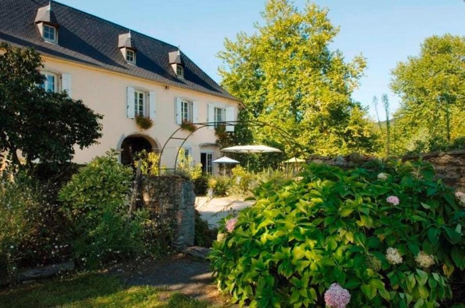 Property building, Garden