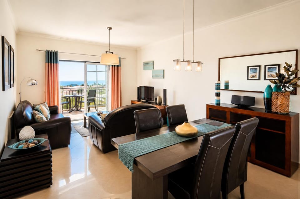 TV and multimedia, Seating area, Pool view, Sea view, heating, internet, air conditioner