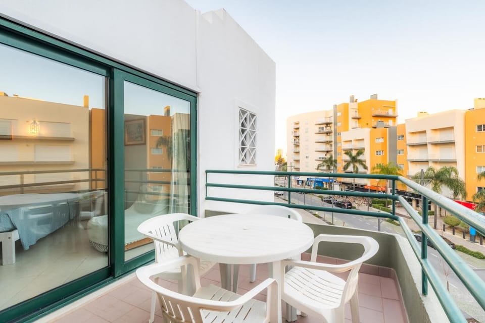 Balcony/Terrace, Dining area, City view