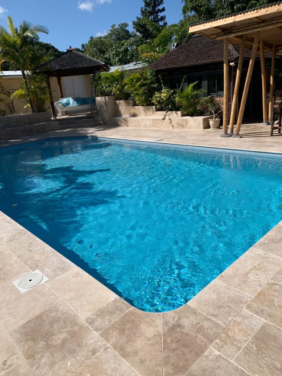 Swimming pool