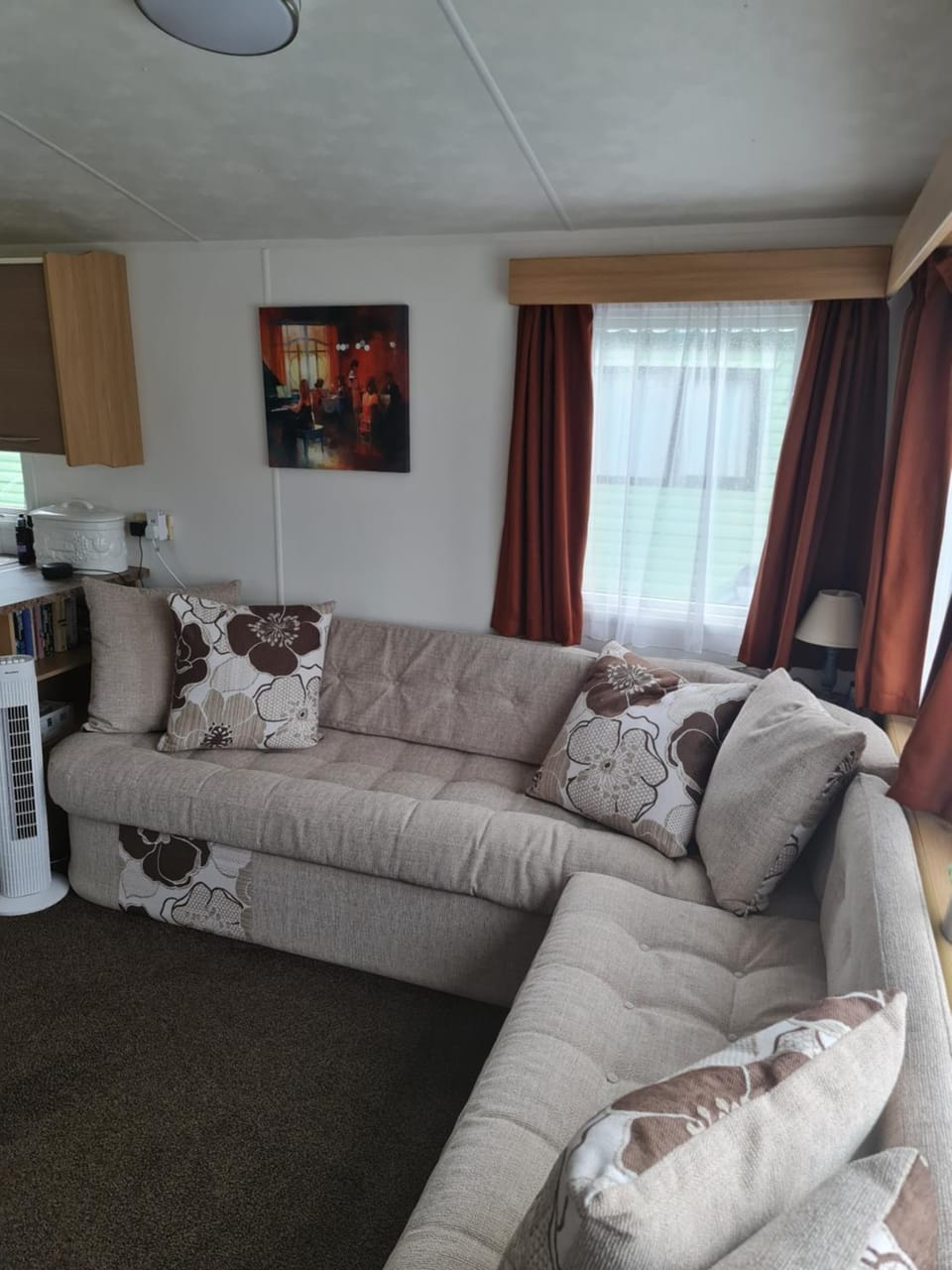 Carmels Caravan Borwick Lakes Apartment in England