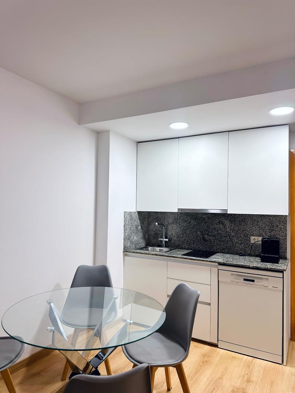 Sa Boadella - Fenals Beach Apartment in Lloret de Mar