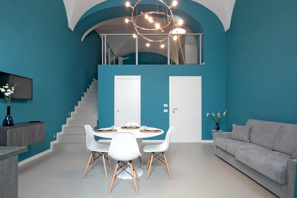 Photo of the whole room, Seating area, Dining area