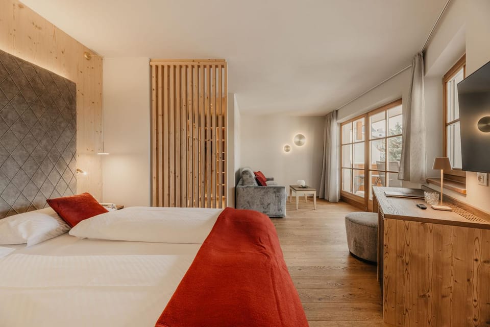 Living room, Seating area, Bedroom