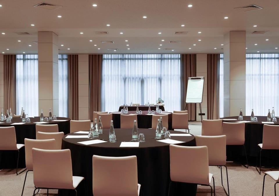 Meeting/conference room