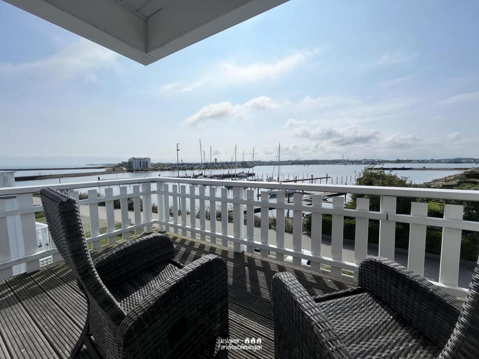 Day, Natural landscape, View (from property/room), Balcony/Terrace, Sea view