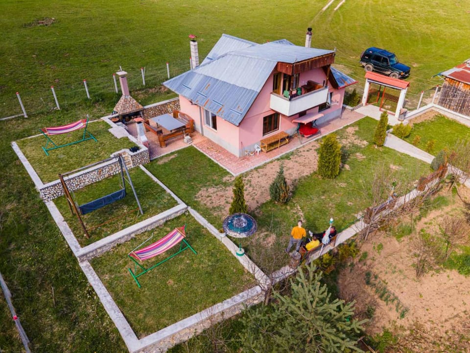 Day, Bird's eye view