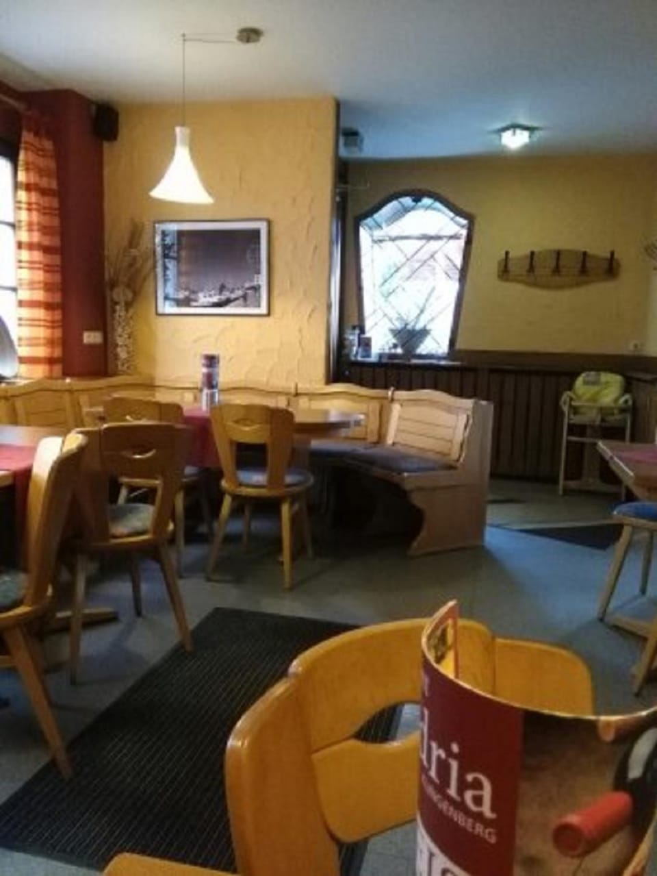 Restaurant/places to eat, Food and drinks