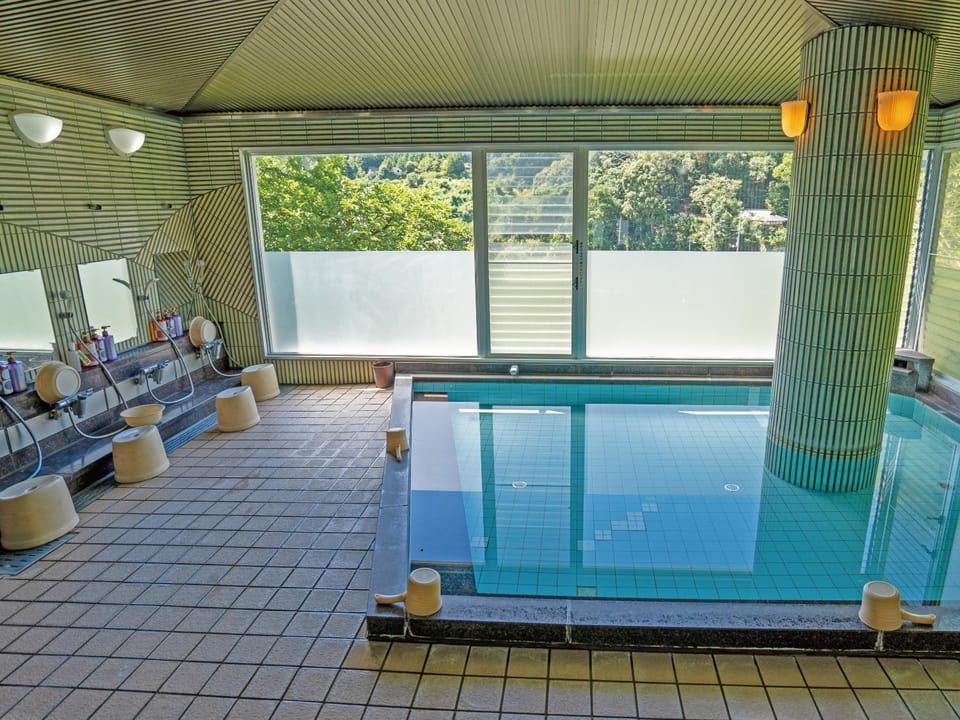 Hot Spring Bath, Public Bath