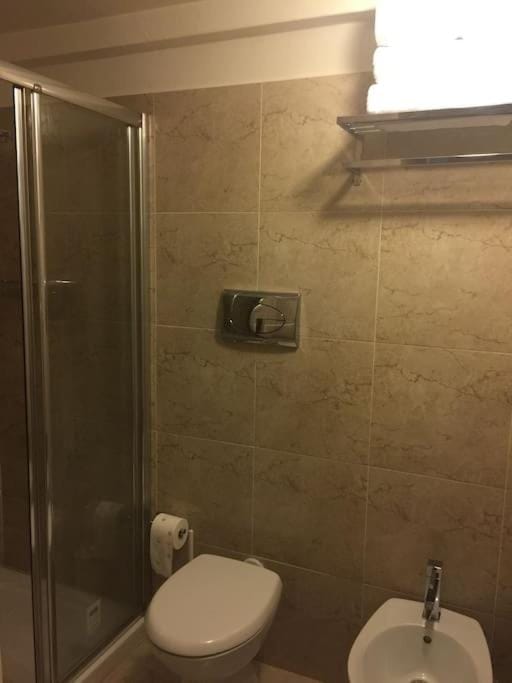 Toilet, Bathroom