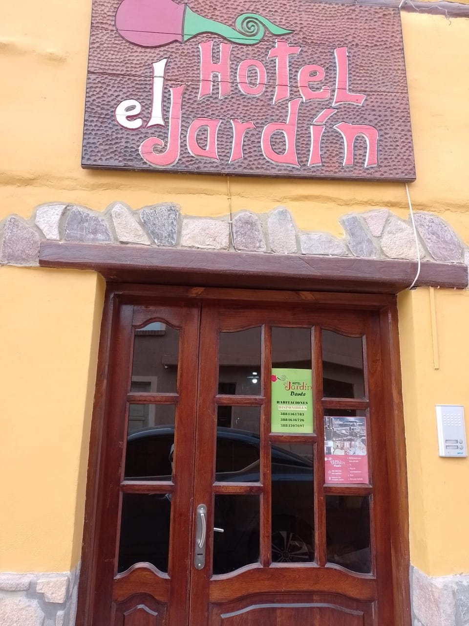 Facade/entrance, Property logo or sign, Street view