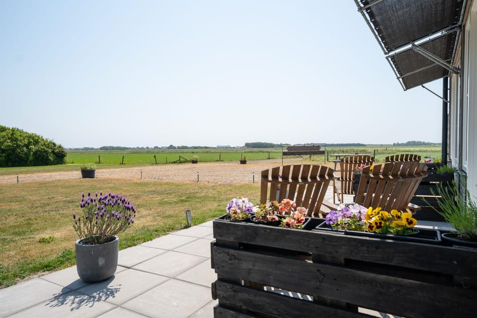 Property building, Garden, View (from property/room), View (from property/room), Balcony/Terrace