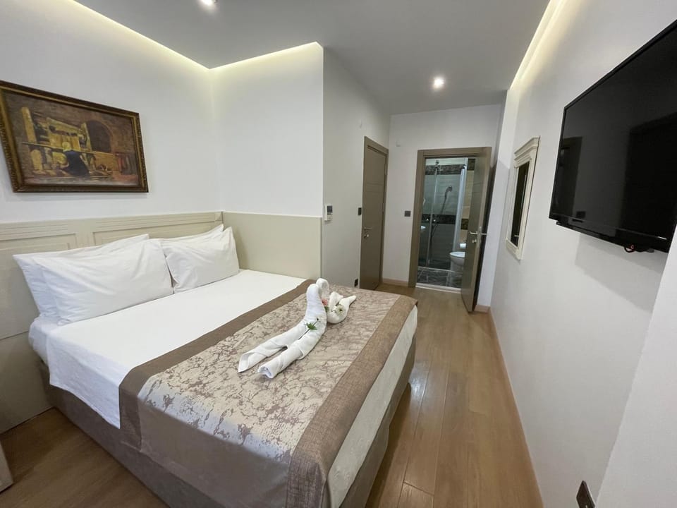 Bathroom, TV and multimedia, Photo of the whole room, City view, Drinks, internet, air conditioner
