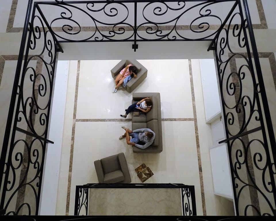 Communal lounge/ TV room, Lobby or reception