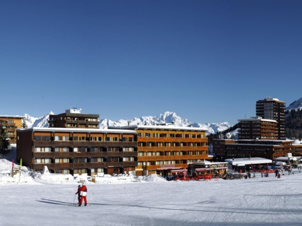 Appartement sud au pied des pistes, 3 pièces avec wifi - FR-1-455-57 Apartment in Mâcot-la-Plagne