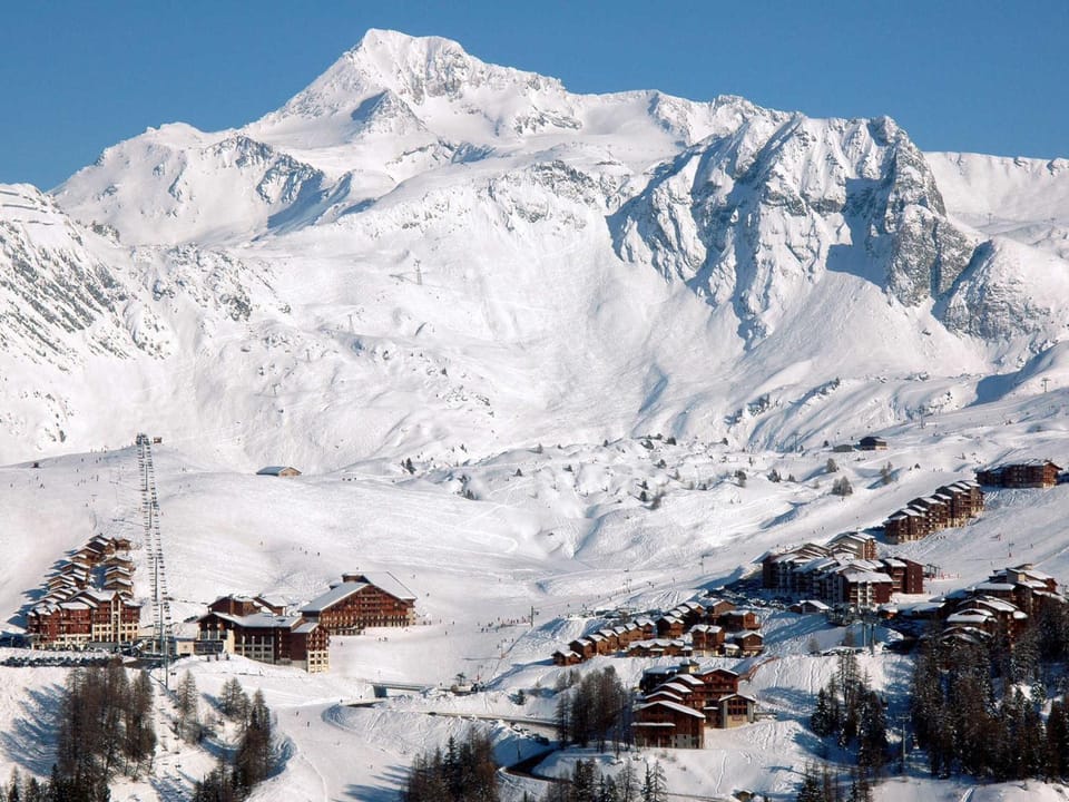 Appartement rénové 4 pers, balcon, Plagne Soleil - FR-1-455-96 Apartment in Mâcot-la-Plagne