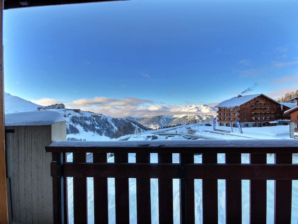 Appartement rénové 4 pers, balcon, Plagne Soleil - FR-1-455-96 Apartment in Mâcot-la-Plagne