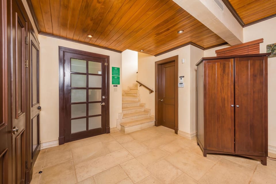 Jet Luxury at Langosta Beach Resort & Villas Villa in Playa Langosta
