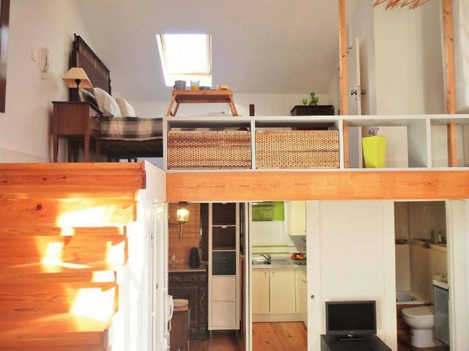 Bathroom, Kitchen or kitchenette, Living room, Bedroom