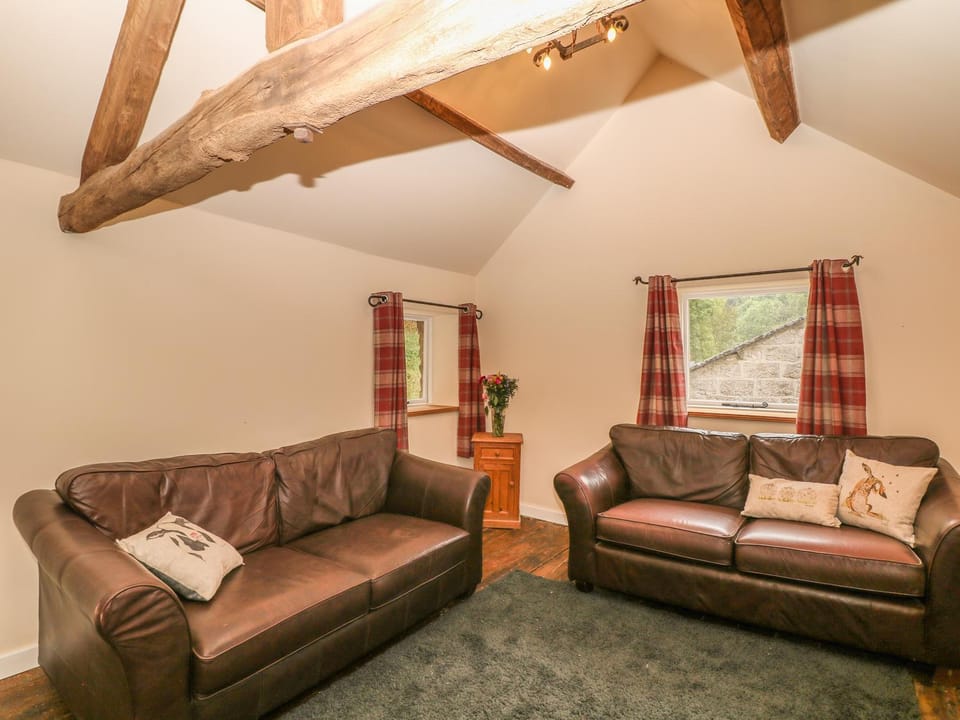 Dale View Farm House in Derbyshire Dales District