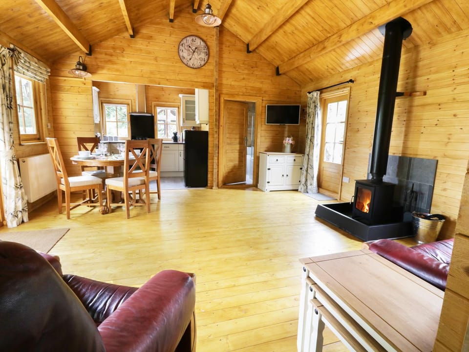 Acorn Lodge House in Suffolk Coastal District
