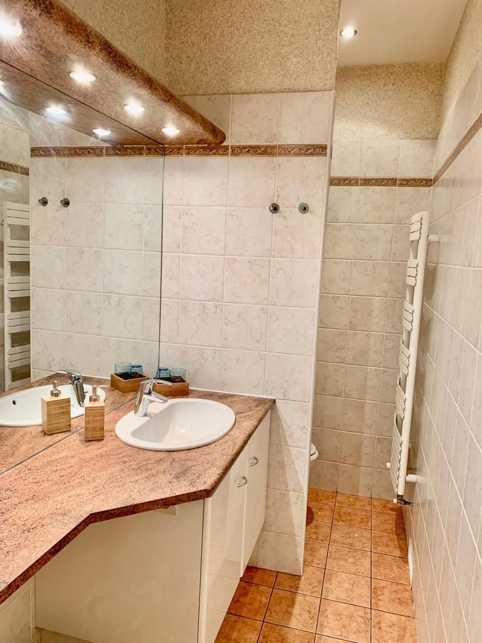 Shower, Toilet, Bathroom