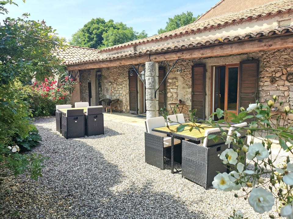 Garden, Garden, Balcony/Terrace