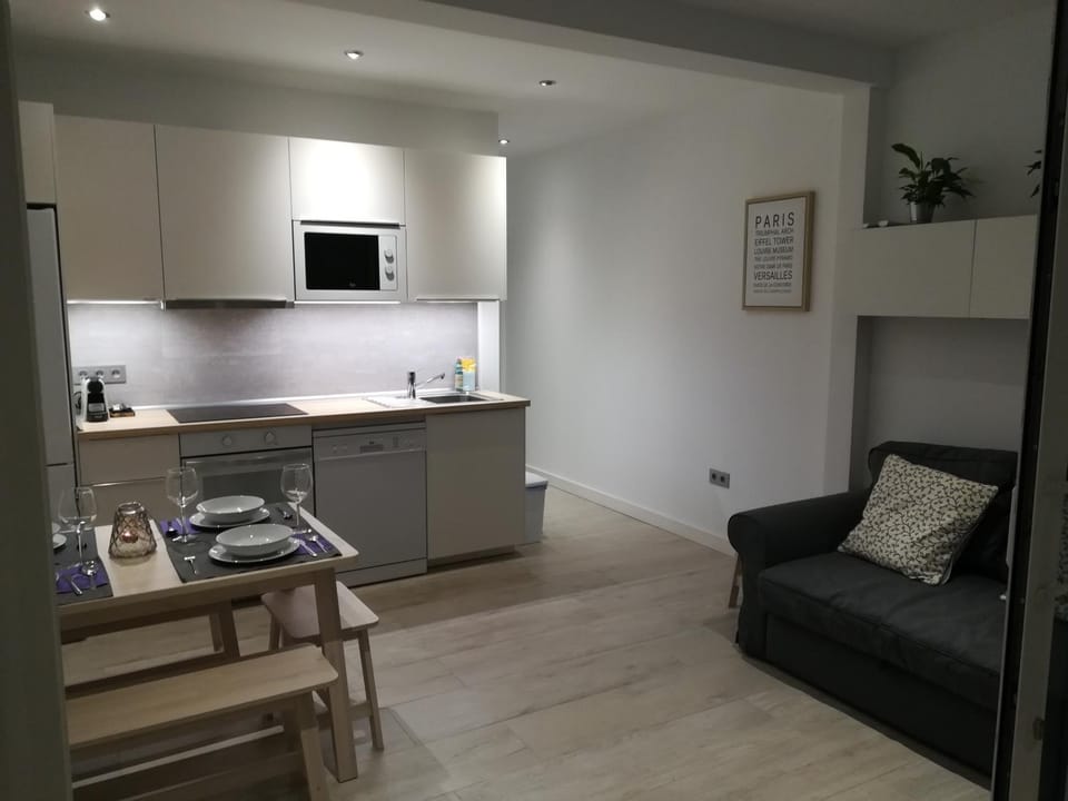 Kitchen or kitchenette, Living room, Dining area
